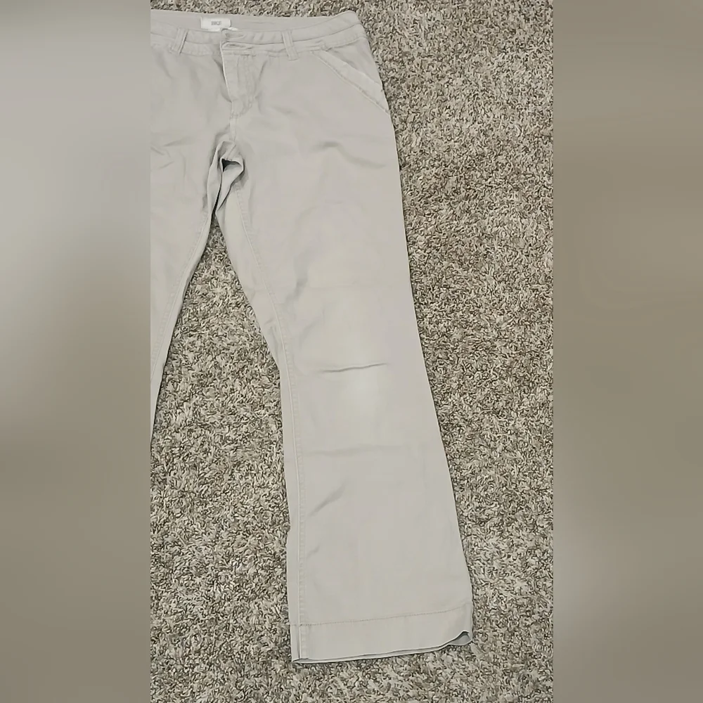 Buckle BKE Khaki Women's Pants Size 30R - Picture 2 of 10